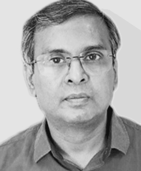 NMIMS faculty